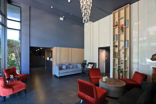 6th Avenue Condo 413 - 照片 1