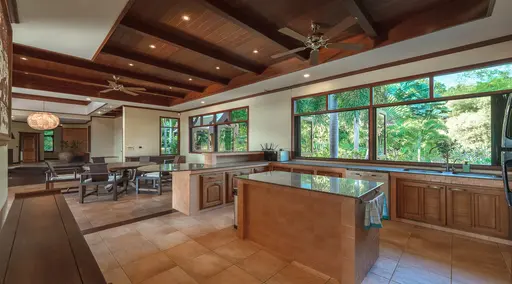 Luxury 5-Bedroom Pool Villa in Layan - Photo 4