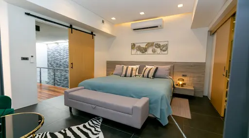 River House - Photo 3