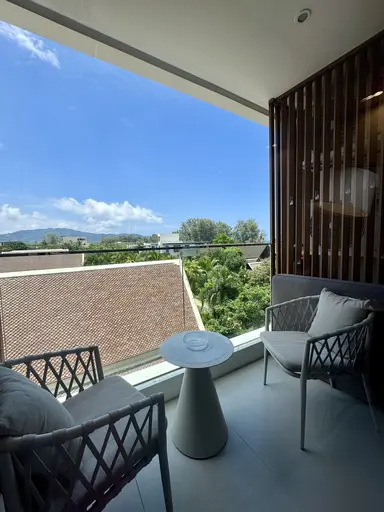 Kora Beach Resort — 2-bed corner unit, leasehold resale - รูปภาพ 5
