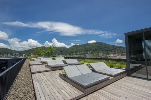 The Deck Patong 5