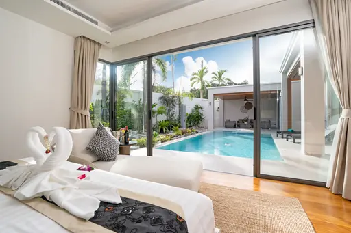 The Breeze Villas 8