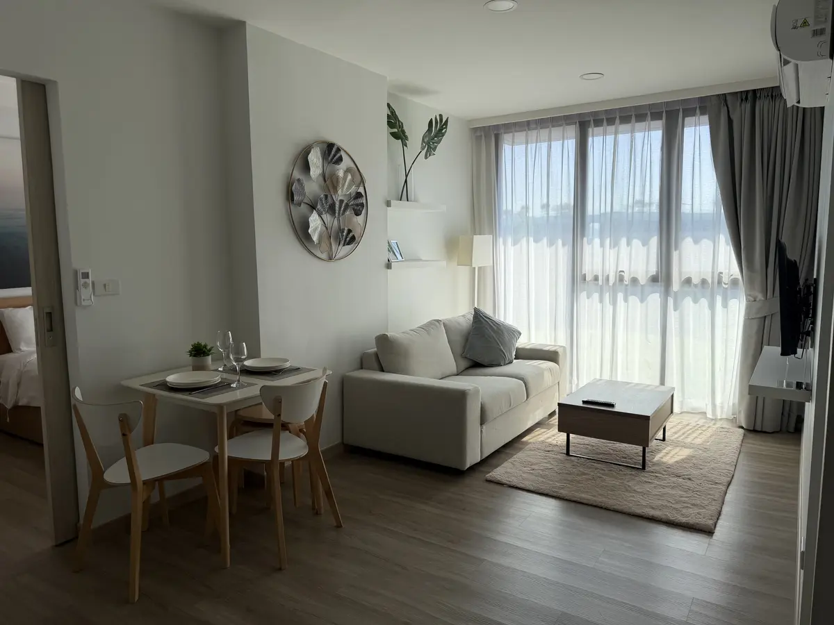 2 BDR apartment 2604